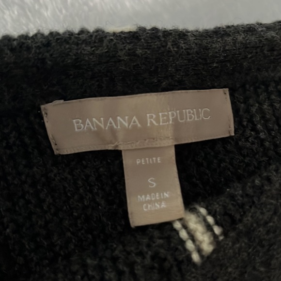 Banana Republic Petite Knit Sweater - Picture 3 of 7